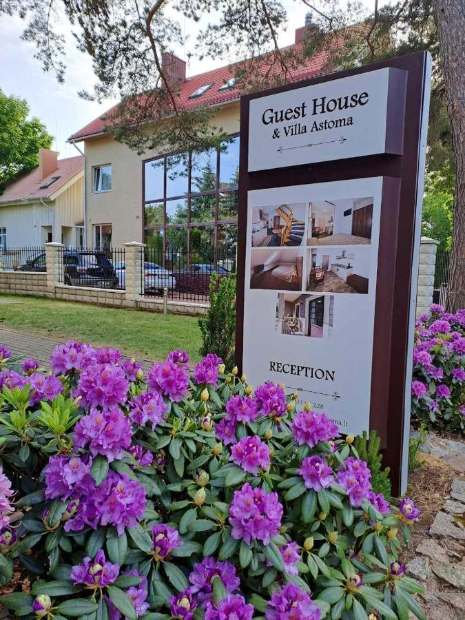 Guest House & Villa Astoma Palanga Exterior foto